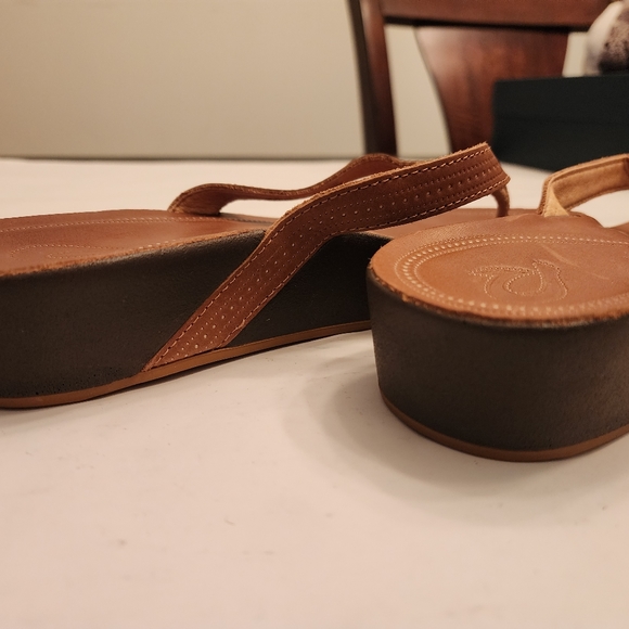 OluKai Sandals - Picture 5 of 7